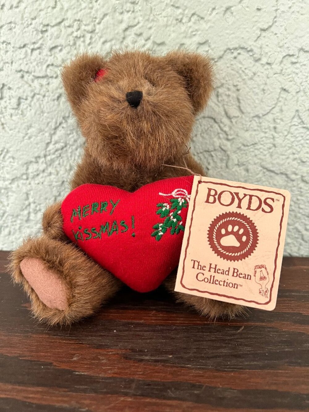 Boyds Bear Merry Kissmas Bear